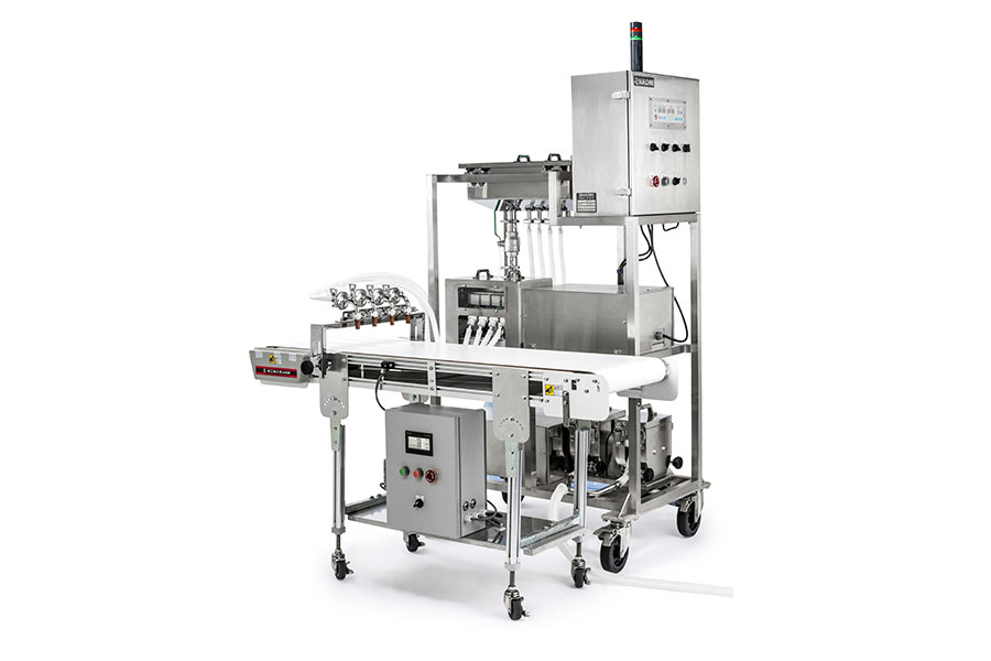 マルチチューブポンプ充填機（MH）は食品工場の既存のコンベアラインや深絞り機、カップシーラーなどに連動して液体充填を自動化できる機械です。